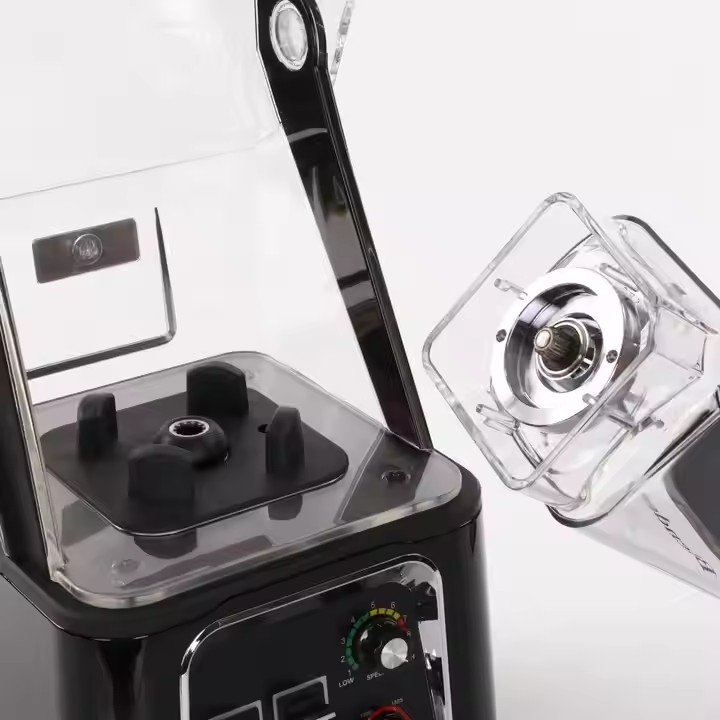 Heavy-duty motor base and specialized wear-resistant rotating device of the AIMA OTJ-KC80 commercial blender.