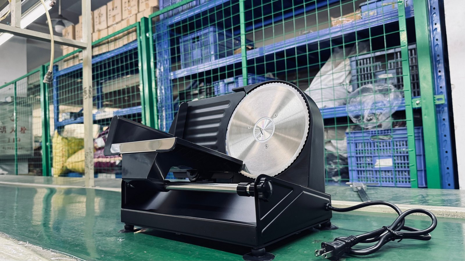 Commercial Slicer Warehouse Storage