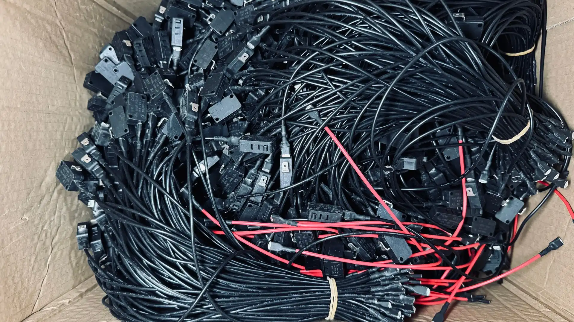 High standard thick electrical power wires for commercial appliances ensuring CE and UL compliance